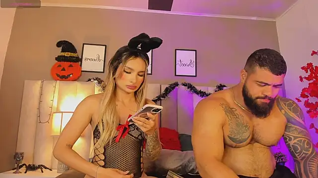Snapshot of college_muscle_ass1 chatting on October 24, 1:34 am college muscle ass1 online show from October 24, 1:34 am