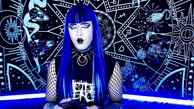 naomi satan online show from January 10, 12:48 am