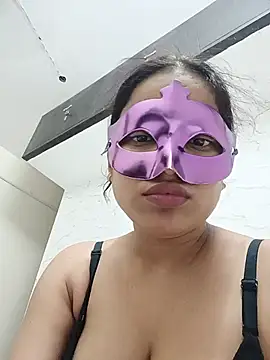 baddy8008 online show from July 9, 4:20 pm