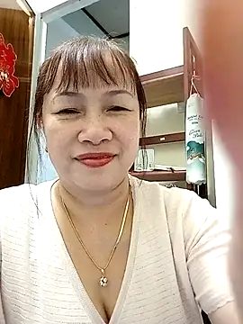 Snapshot of Baby-ladysweets20 chatting on September 18, 11:20 am Baby-ladysweets20 online show from September 18, 11:20 am