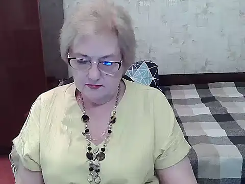 Renata62011 online show from July 14, 12:32 pm