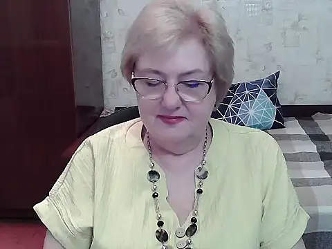 Renata62011 online show from June 27, 1:50 pm