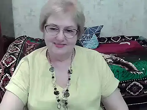 Renata62011 online show from June 24, 1:10 pm