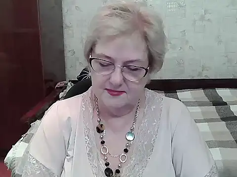 Renata62011 online show from July 3, 12:44 pm