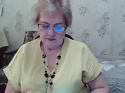 Renata62011 online show from June 22, 1:08 pm