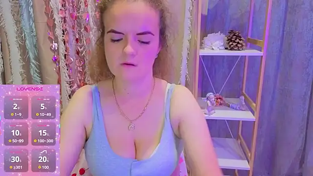 Luisa Rosee online show from October 28, 7:41 pm