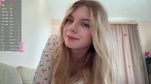 FruityXo online show from June 20, 12:31 pm
