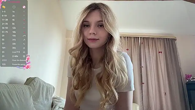 FruityXo online show from June 12, 10:56 am