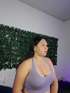 BellaRoux1 online show from March 9, 11:57 am