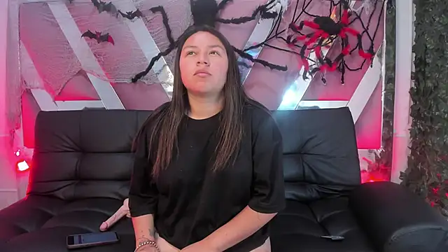 BellaRoux1 online show from September 27, 1:07 pm