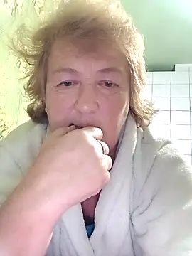 NikaLove49011 online show from October 19, 6:21 pm