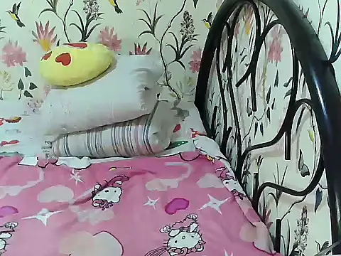 Fantasy Hugetits31 online show from December 14, 12:38 am