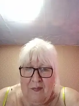 Alexia64231 online show from July 15, 12:54 pm