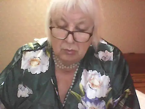 Alexia64231 online show from September 24, 7:35 pm