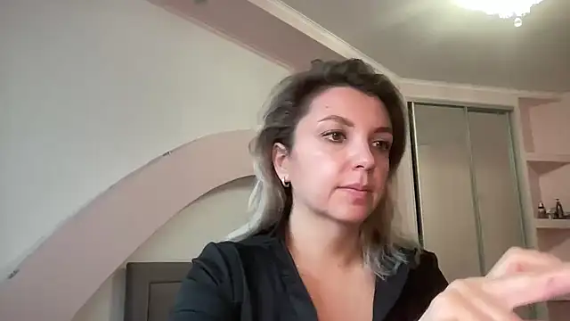 Snapshot of Beautysoul_ chatting on October 22, 12:32 pm Beautysoul  online show from October 22, 12:32 pm