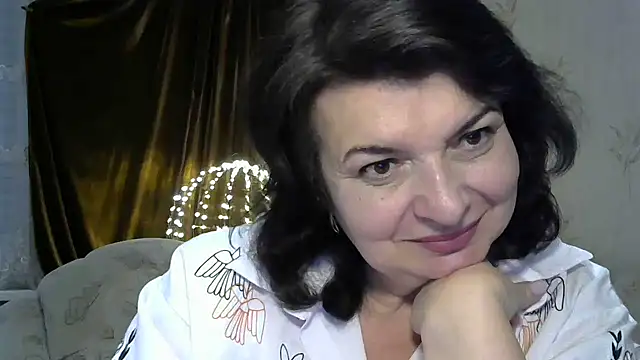 LedyNika online show from April 2, 5:32 pm