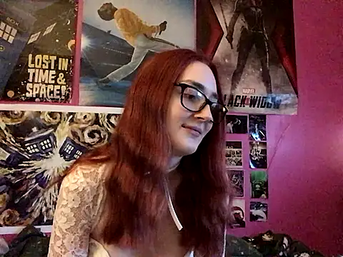 Snapshot of ivysplayhouse chatting on September 20, 5:55 pm ivysplayhouse online show from September 20, 5:55 pm