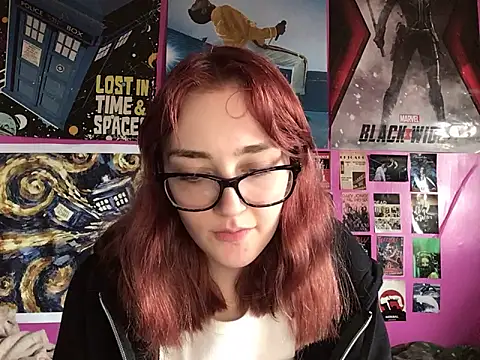 Snapshot of ivysplayhouse chatting on October 10, 1:05 pm ivysplayhouse online show from October 10, 1:05 pm