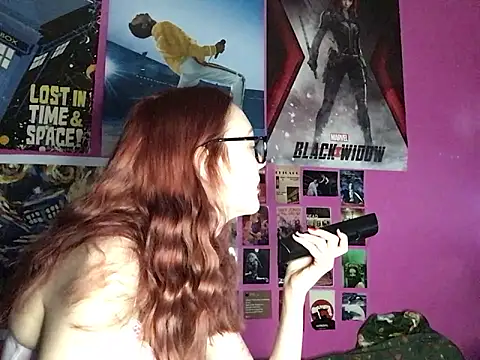 Snapshot of ivysplayhouse chatting on October 3, 11:15 am ivysplayhouse online show from October 3, 11:15 am