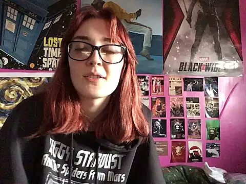 Snapshot of ivysplayhouse chatting on October 9, 1:04 pm ivysplayhouse online show from October 9, 1:04 pm