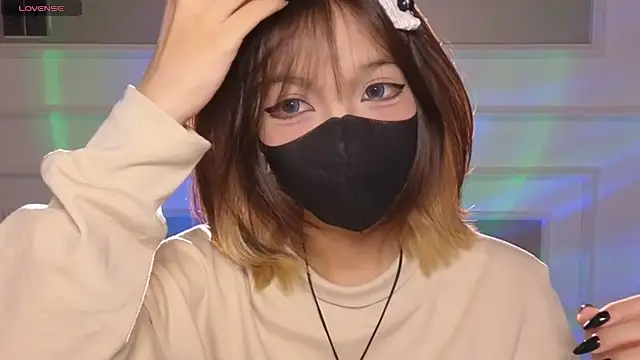      Panda      online show from April 29, 10:59 pm