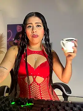 LuluMonroe Eup online show from November 18, 3:07 am