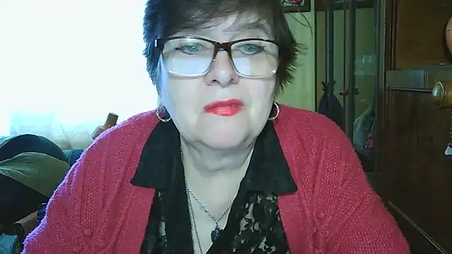 VeronicaGold511 online show from May 2, 7:11 am