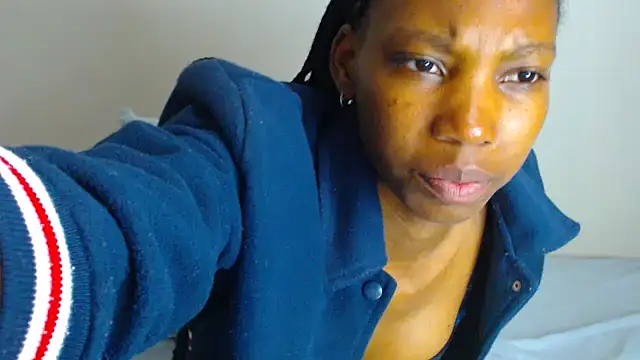 JuicyAdiction online show from November 10, 5:52 pm