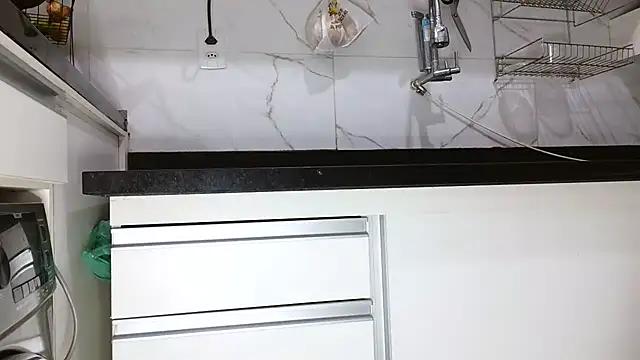 misticamey online show from August 7, 9:38 am