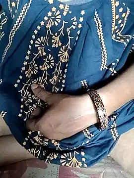 Hotty-Monaa online show from November 18, 7:04 pm