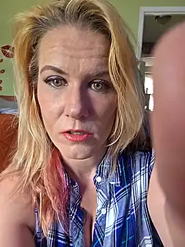 RhondaRump online show from June 9, 3:22 pm