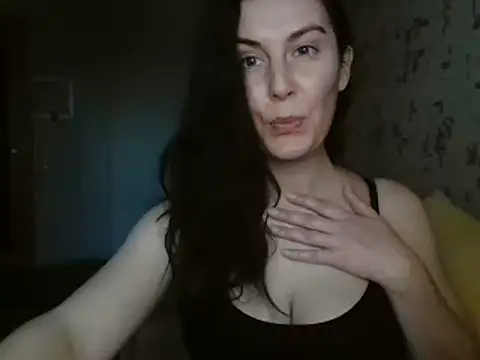 Snapshot of KatalinaQE chatting on September 11, 1:22 pm KatalinaQE online show from September 11, 1:22 pm