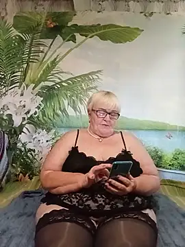 VioletSweet5566 online show from July 17, 4:00 pm