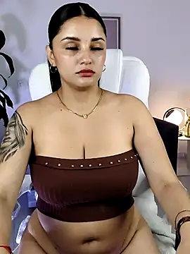 Julieta92  online show from February 9, 11:29 pm