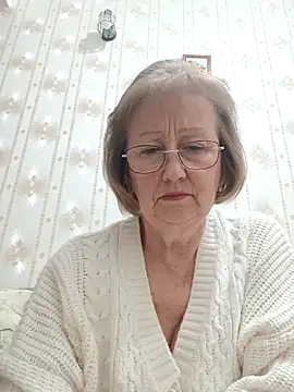 AlikaSwan5821 online show from March 15, 9:17 pm