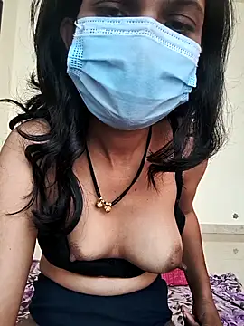 Shivani2002 online show from November 10, 8:31 am