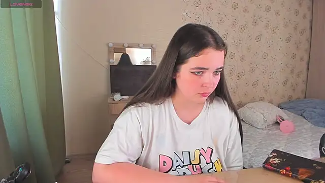 Alice next door online show from June 15, 1:22 pm