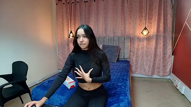 Snapshot of Emily__parker__ chatting on October 19, 1:07 am Emily parker online show from October 19, 1:07 am