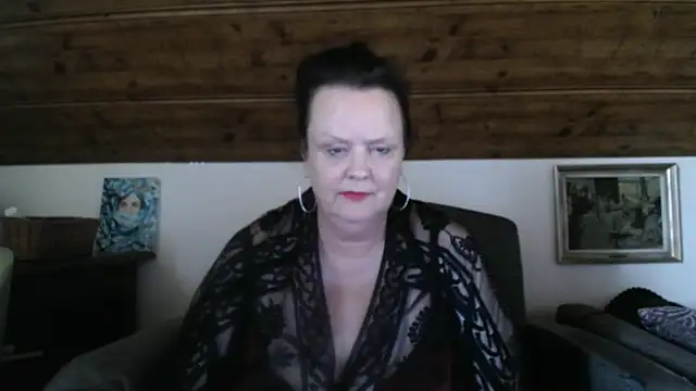 TiffanyMature online show from June 25, 2:07 pm