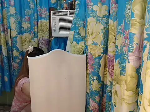 042787DONNA online show from May 16, 2:03 am