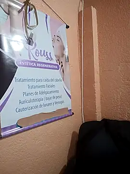 Mia-Glow online show from October 28, 12:33 pm