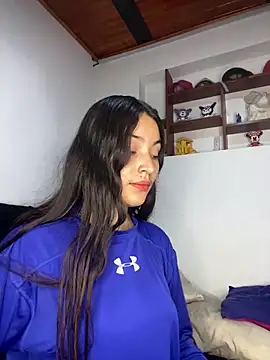 hotwife26 online show from March 7, 2:40 am