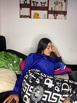 hotwife26 online show from March 13, 2:35 am