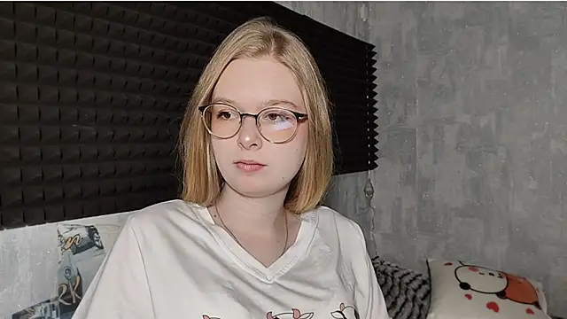 LiaVibes online show from March 2, 6:47 am