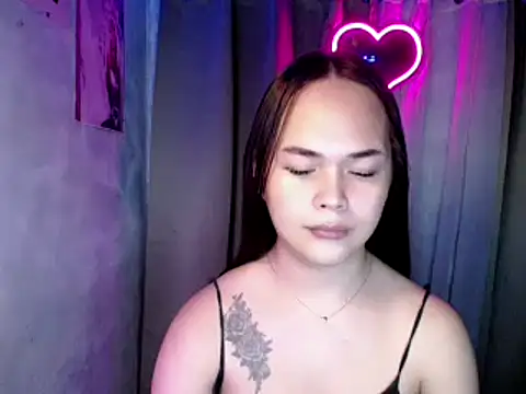sweetsassyxx online show from July 26, 12:24 pm