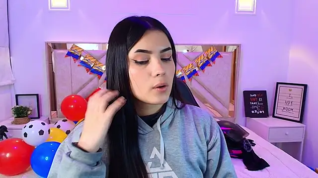 Natalie loffreda online show from June 26, 7:59 pm