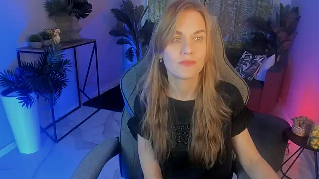 Snapshot of VanessaMates chatting on September 25, 5:39 am VanessaMates online show from September 25, 5:39 am