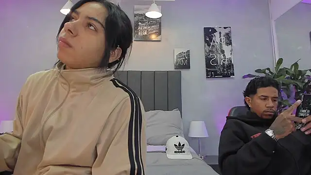 violet and myers online show from October 25, 11:29 am