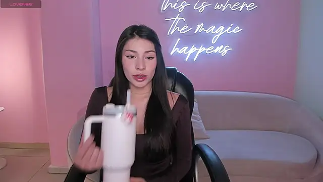 MaddisonTaylor1 online show from March 19, 6:45 pm