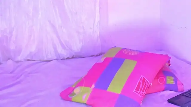 EVELYNN LUXX online show from March 16, 12:46 am